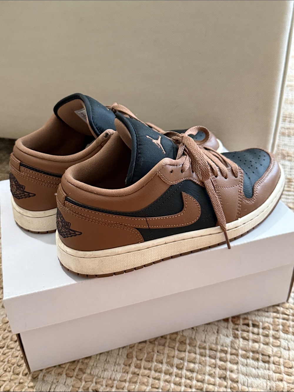 Women’s Air Jordans Low Dunks - Picture 5 of 11